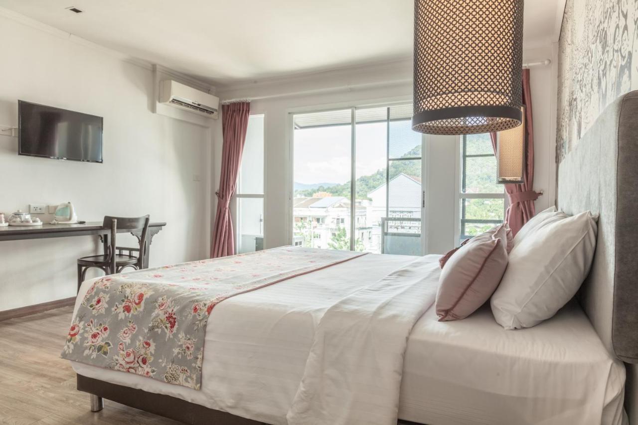 Ang Mor Lao Hotel (Adults Only) Phuket Exterior photo